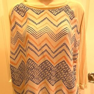 Casual top- has beautiful pattern and very decent color